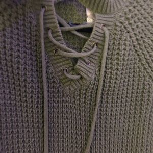 Francesca's Collections Tops - FRANCESCA'S - Olive Green Sweater Francesca's Collections Tops - FRANCESCA'S - Olive Green Sweater